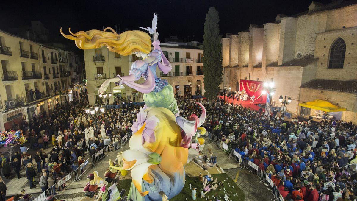 Tourism of Gandia presents the Guided Visits to the Fallas