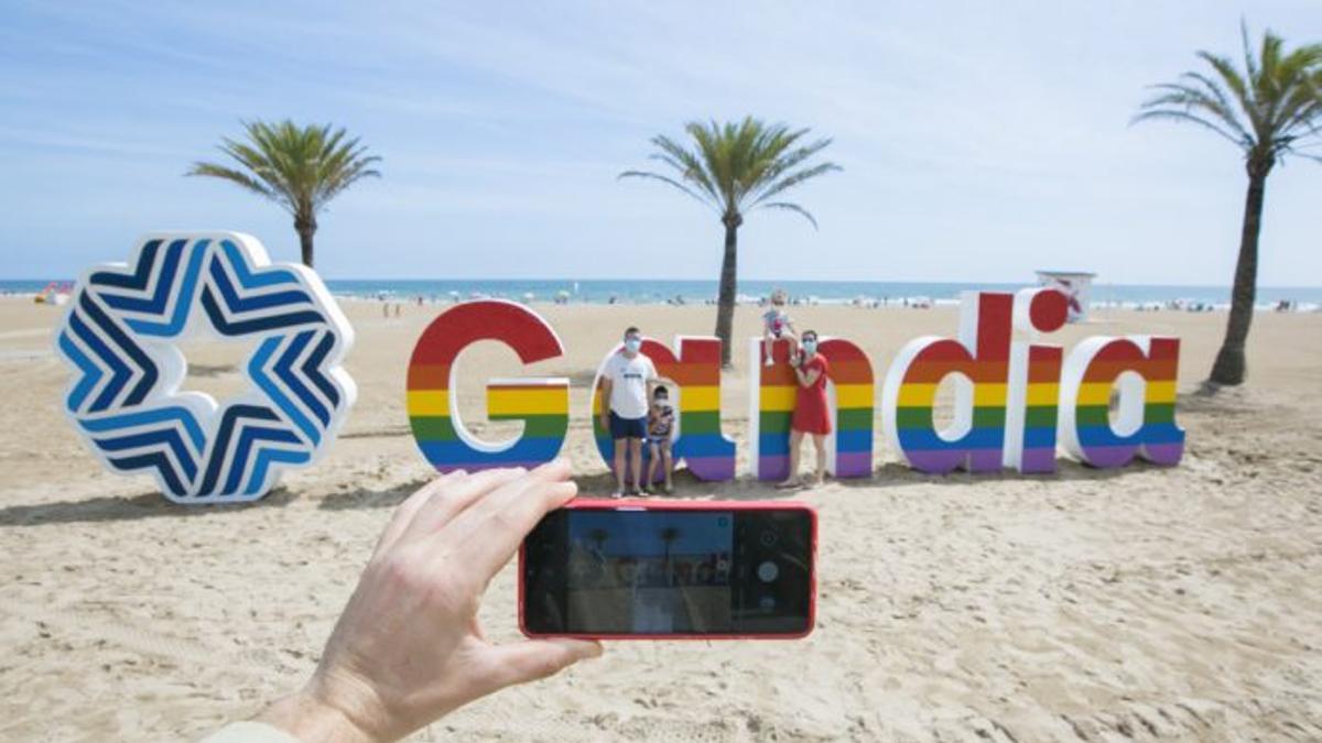 Gandia Rep Reconeixement pel seu Compromís amb la Diversitat LGTBI en els Premis Diversa